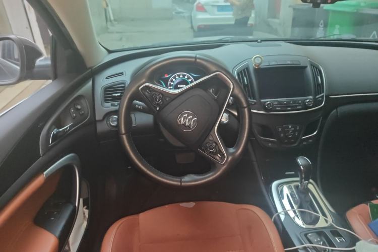 Used Buick Regal 2015 1.6T Elite Tech Model Steering Wheel