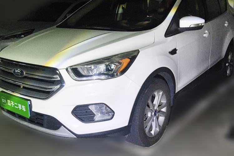 Used Ford Kuga 2018 Facelifted EcoBoost 180 Two-Wheel-Drive Platinum Wing Edition
