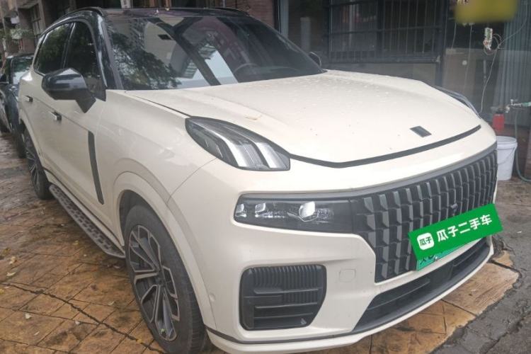 Used Lynk & Co 09 EM-P 2023 2.0TD EM-P Long-Range Version PM Six-Seater Front Right 45 Deg