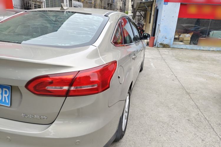 Used Ford Focus 2017 Sedan 1.6L Manual Fashion Edition Smart Drive Version