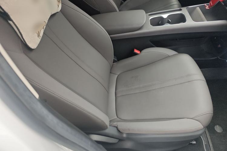 Used Roewe D6 2025 450 km Premium Edition