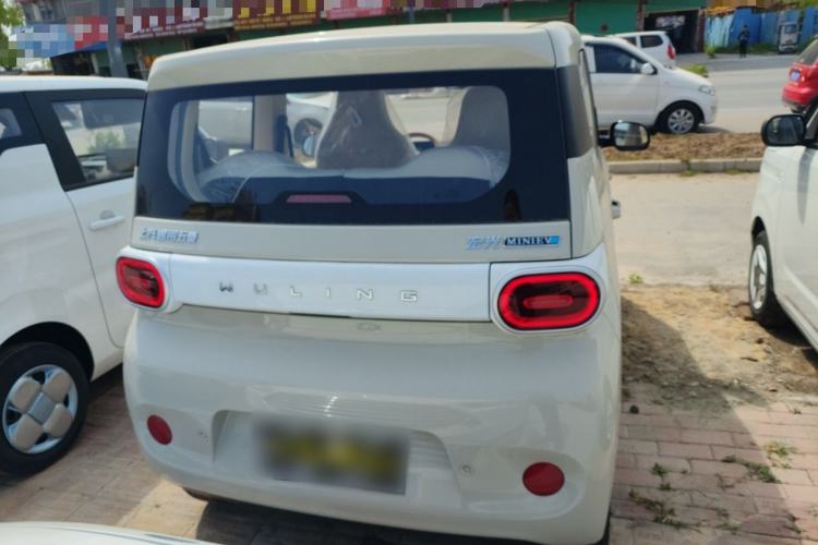 Used Wuling Hongguang MINIEV 2024 3rd Generation 215km Youth Edition Rear