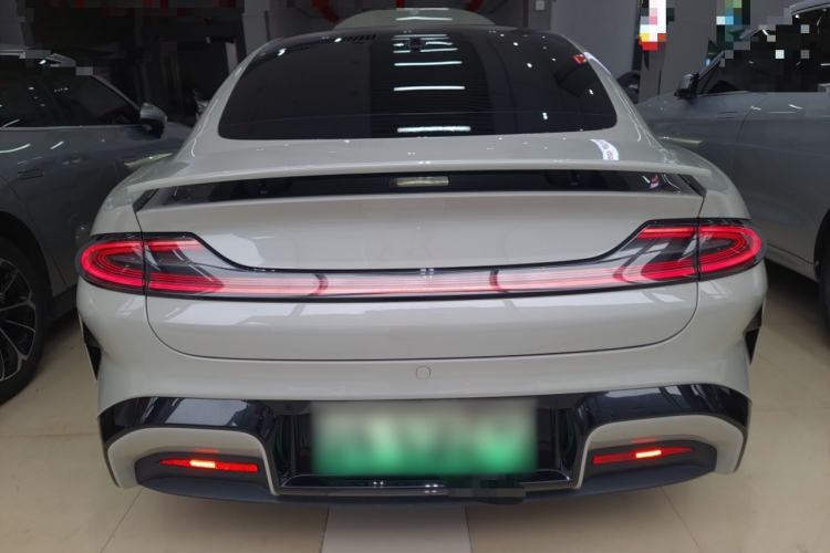 Used Xiaomi Auto SU7 2024 Four-Wheel-Drive Max Founder's Edition Rear