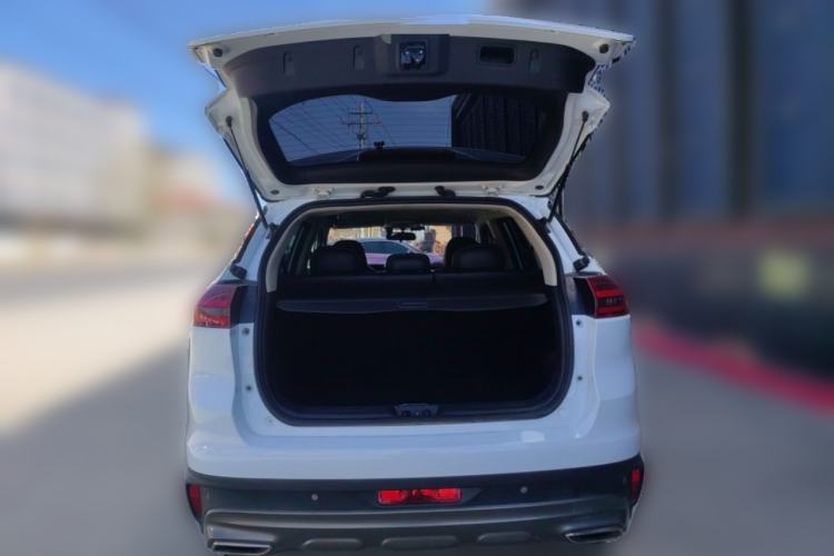 Used Geely Auto Emgrand X7 Sport 2018 1.8TD Automatic Two-Wheel Drive Smart Connect 4G Internet Edition Trunk