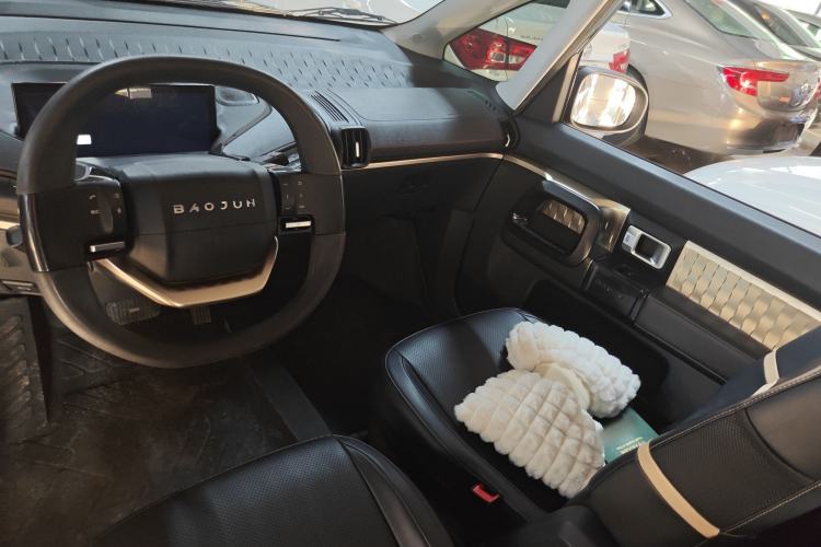 Used Baojun KiWi EV 2022 Artist Lite Edition Lithium Iron Phosphate
