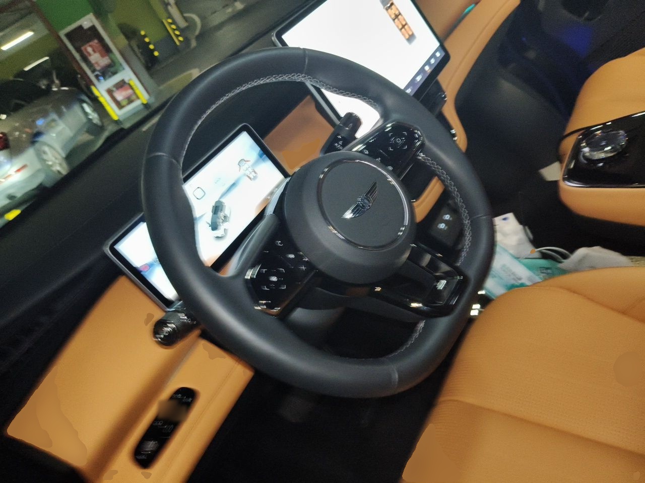 Geely Galaxy LEVC L380 2025 825 km Extraordinary Edition — снимка 10