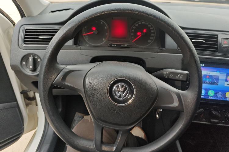 Used Volkswagen Santana 2016 1.6L Manual Fashion Edition