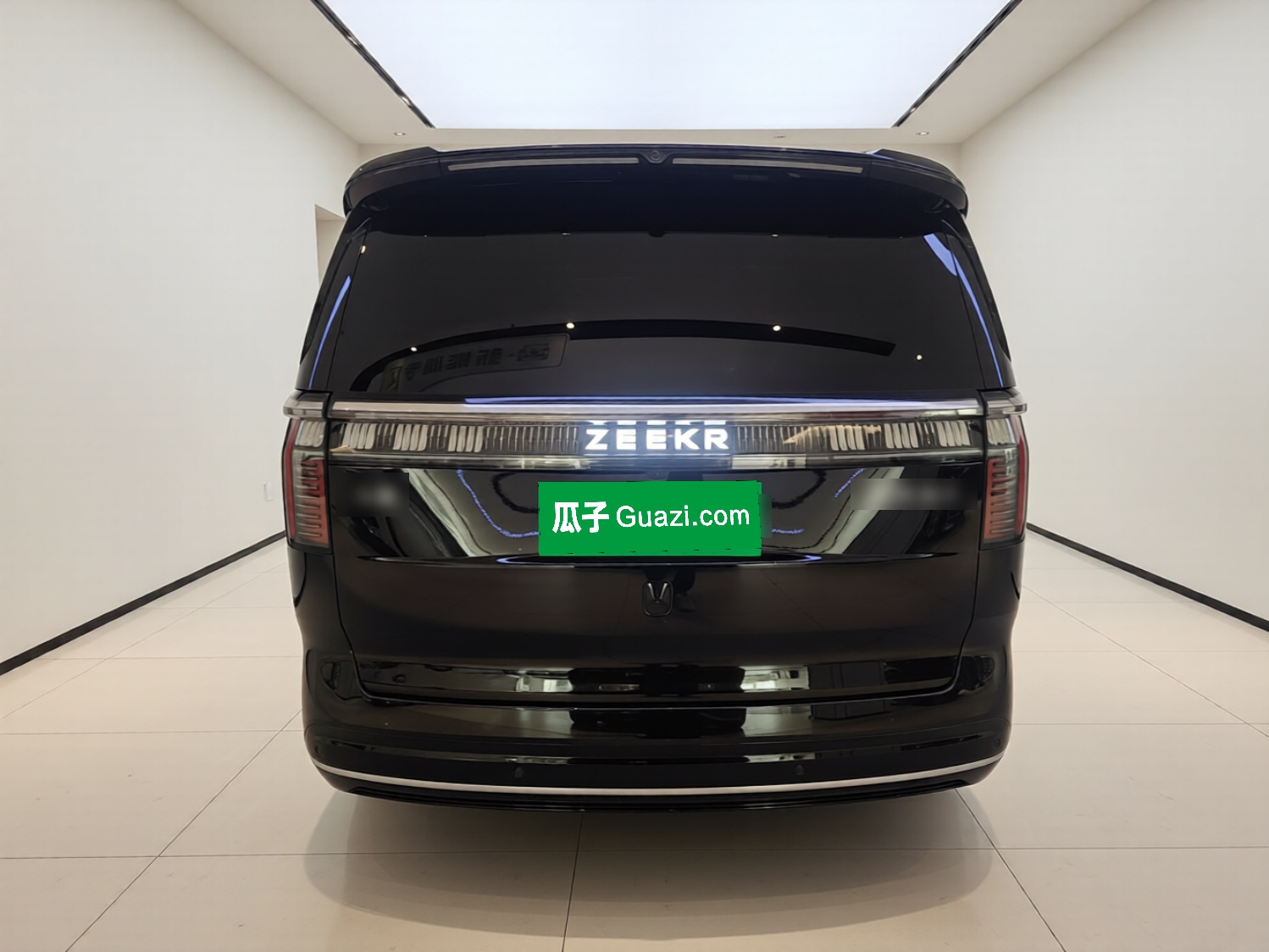 Zeekr 009 2024 GAC Trumpchi — снимка 5