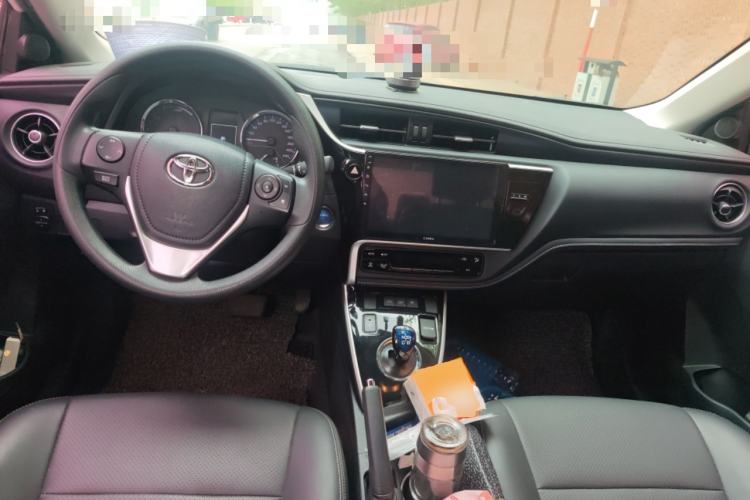 Used Toyota Corolla Hybrid E+ 2020 1.8L E-CVT Comfort Edition Center Console