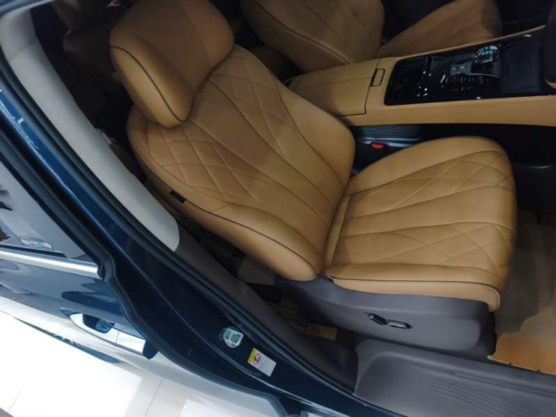 Used Denza D9 2022 DM-i 970 Four-Wheel Drive Flagship Model — 24