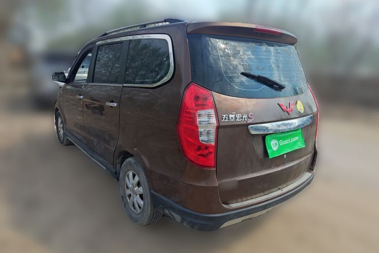 Used Wuling Hongguang 2014 1.5L S Luxury Model
