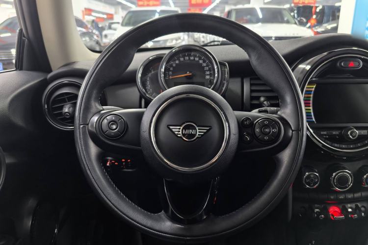 Used MINI MINI 2018 1.5T ONE