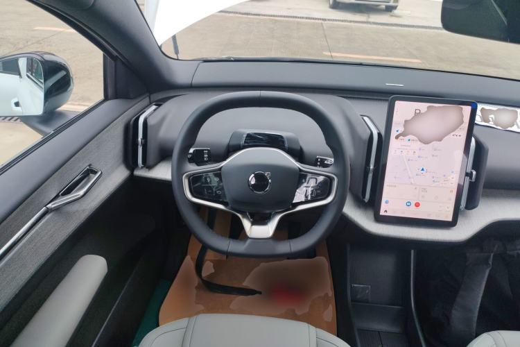 Used Volvo EX30 2025 Rear-Drive Long-Range Version Ultra
