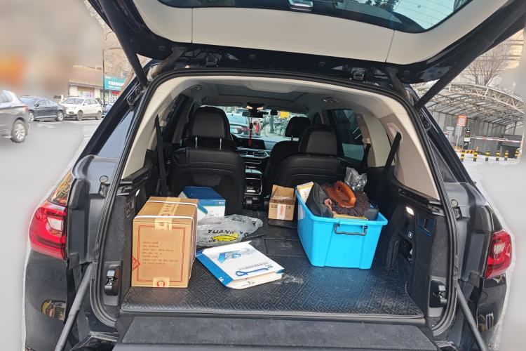 Used BMW X7 2019 xDrive40i Luxury Package with Leading Features Trunk