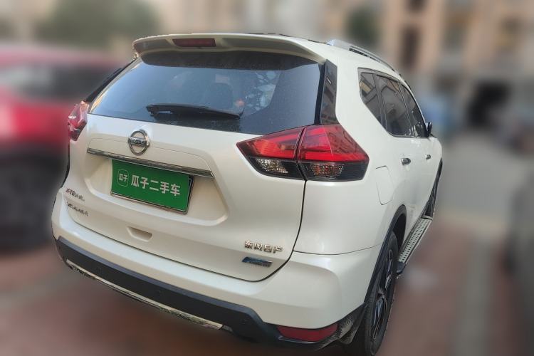 Used Nissan X-Trail 2017 2.5L CVT Leading Edition 4WD