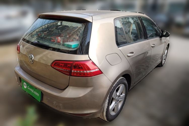 Used Volkswagen Golf 2016 1.6L Automatic Fashion Model Rear Right 45 Deg