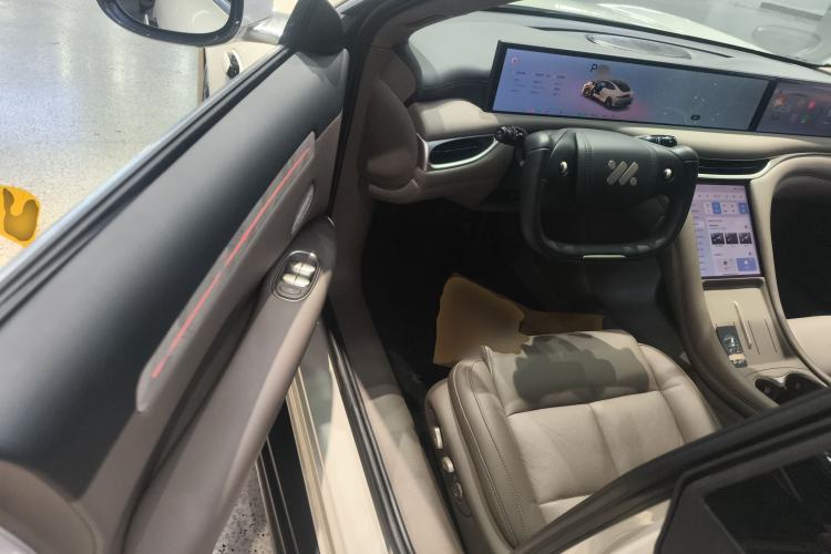 Used IM L6 2025 Ultra Model Driver Seat