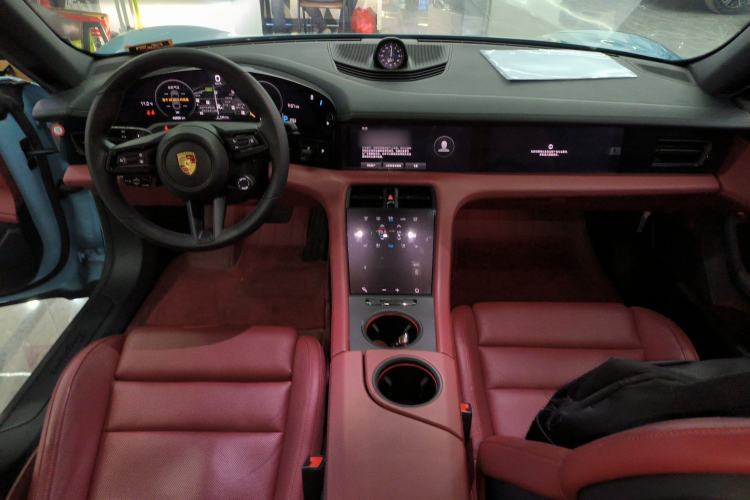 Used Porsche Taycan 2022-Year Updated Taycan