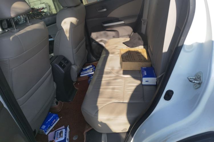 Used Honda CR-V 2012 2.4L four-wheel drive luxury version Left Rear Seat