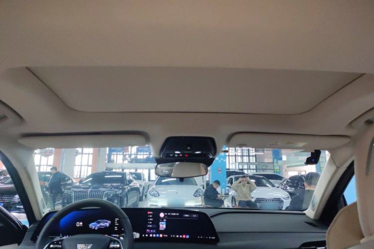 Used Cadillac CT6 2023 28T Luxury Version