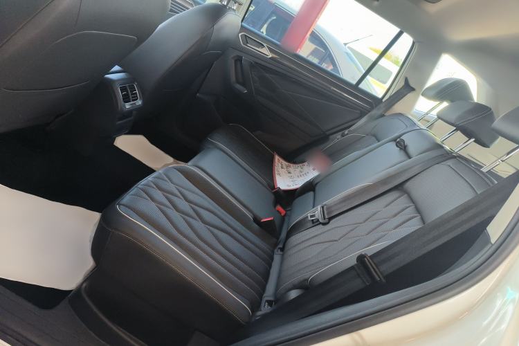 Used Volkswagen Tiguan L 2024 300TSI Automatic Two-Wheel Drive Smart Edition Left Rear Seat