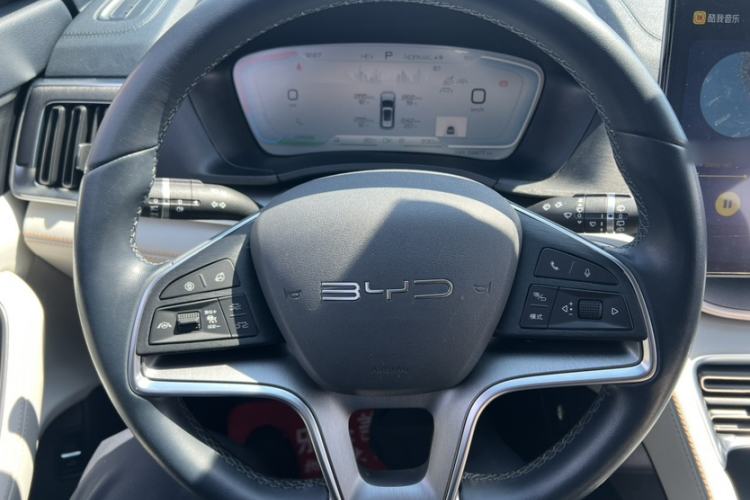 Used BYD Song PLUS New Energy 2023 Champion Edition DM-i 110KM Flagship PLUS Steering Wheel