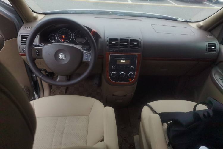 Used Buick GL8 2011 2.4L CT Comfort Edition