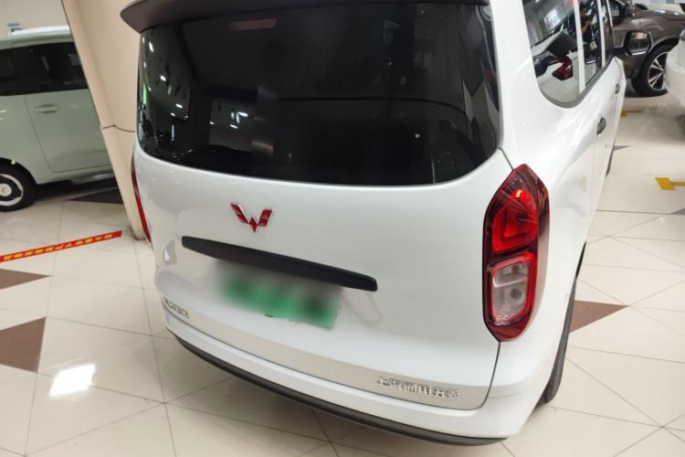Used Wuling Hongguang New Energy 2024 All-Electric Model 300KM Standard Version Rear