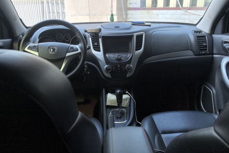 Used Changan CS35 2014 1.6L Automatic Luxury Navigation Model China IV Standard