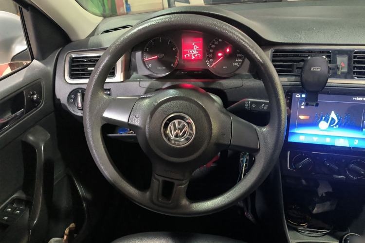 Used Volkswagen Santana 2015 1.6L Manual Comfort Edition Steering Wheel