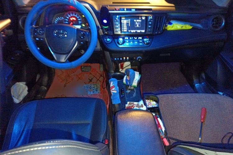 Used Toyota RAV4 2015 2.5L Automatic 4x4 Elite Edition
