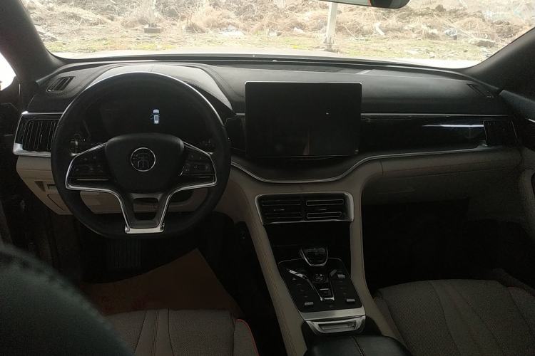 Used BYD Song PLUS New Energy 2021 EV Flagship Model Center Console