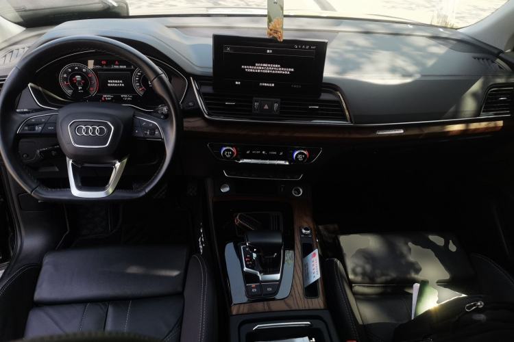 Used Audi Q5L 2022 40T Fashionable and Dynamic Model