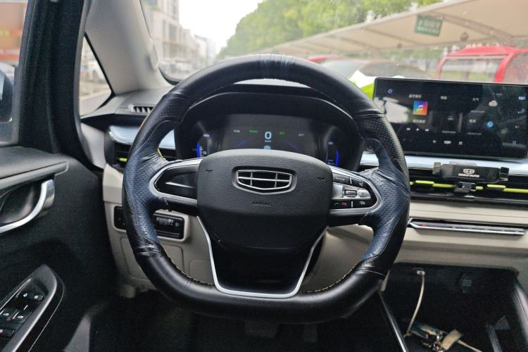 Used Geometry EX3 Kung Fu Cow 2021 Tough Bull Cow