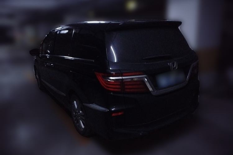 Used Honda Elysion 2016 2.4L Style Edition
