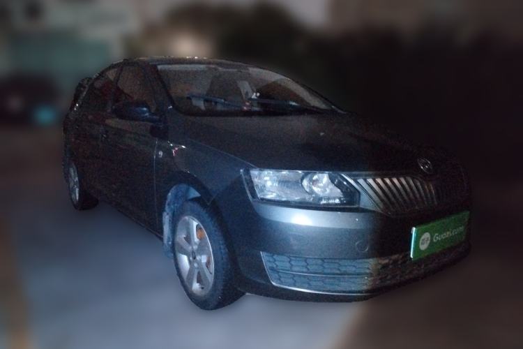 Used Skoda Rapid 2016 1.6L Manual Front-Wheel-Drive Version