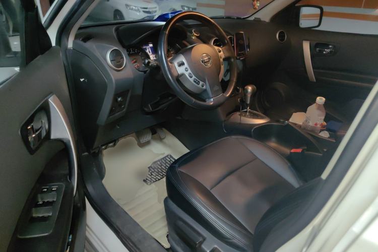 Used Nissan Qashqai 2015 2.0 XL Coolfire CVT 2WD Driver Seat