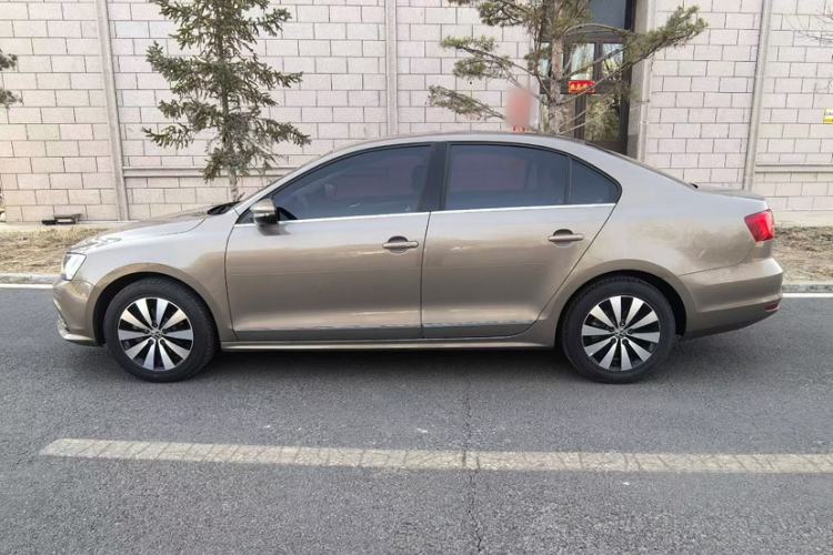 Used Volkswagen Sagitar 2017 1.6L Automatic Comfort Model Exterior 3