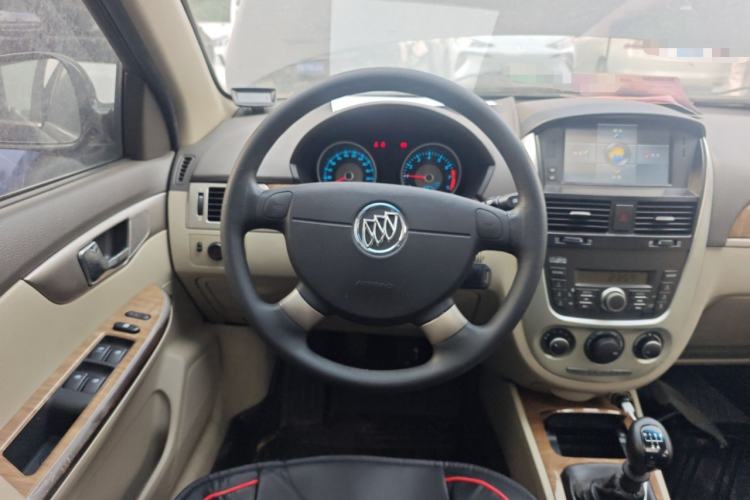 Used Buick Excelle 2015 1.5L Manual Classic Trim