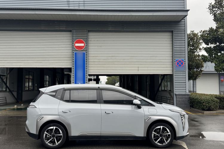 Used AION Y 2023 Plus 510 Smart Edition