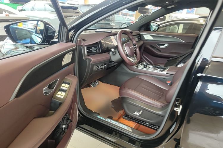 Used JETOUR X90 2023 Zilong 2.0T DCT Changsheng Edition 5-seater
