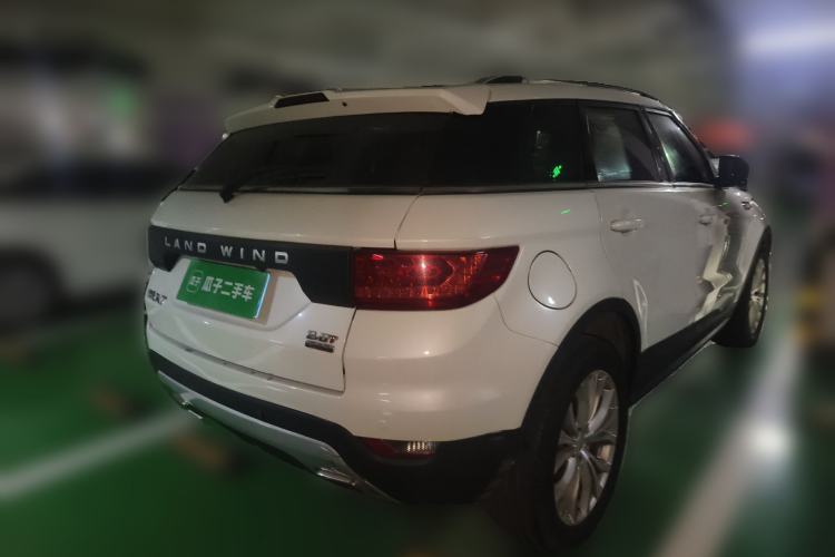 Used Land X7 2015 2.0T Panoramic Flagship Edition Rear Right 45 Deg