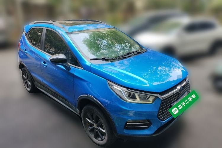 Used BYD Yuan New Energy 2018 EV360 Smart Connect Cool Edition Front Right 45 Deg