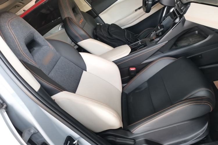 Used Lynk & Co 06 EM-P 2022 PHEV 84 km Range Pro Version