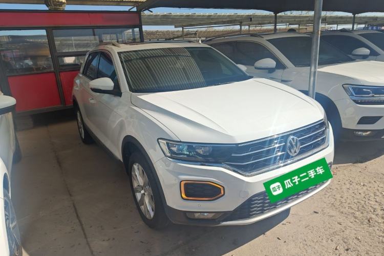 Used Volkswagen T-ROC 2020 230TSI DSG Two-Wheel Drive Advanced Version Front Right 45 Deg