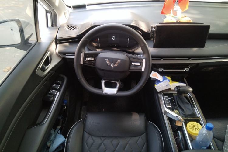 Used Wuling Jiachen 2022 1.5T CVT Deluxe Flagship Edition