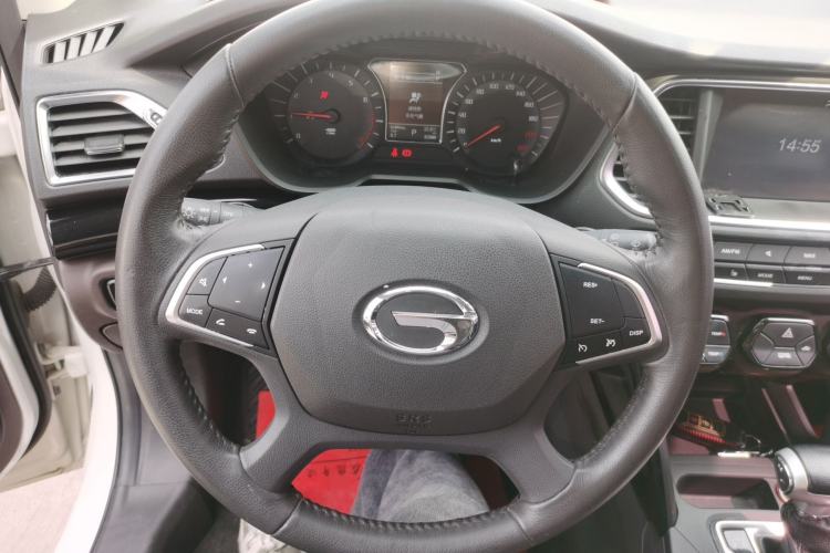 Used GAC Trumpchi GS4 2015 200T G-DCT Luxury Edition Steering Wheel