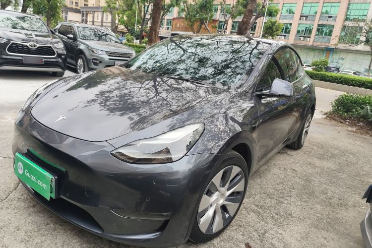 Used Tesla Model Y 2021 Long-Range All-Wheel-Drive Version