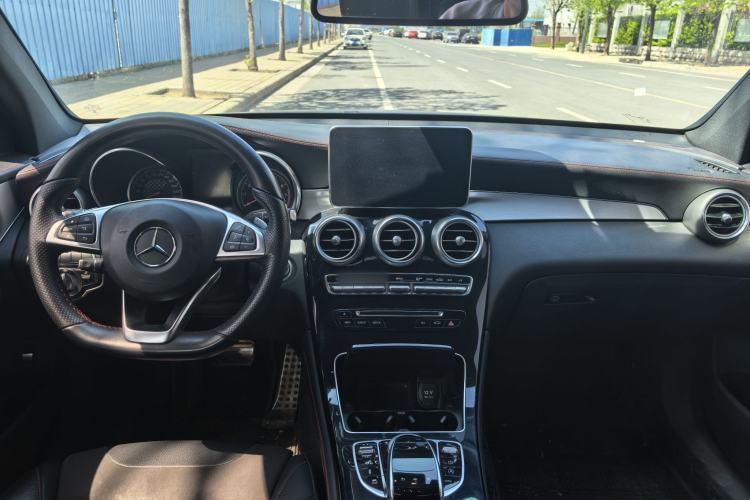 Used Mercedes-Benz GLC Coupe AMG 2017 AMG GLC 43 4MATIC Coupe SUV Exterior 9