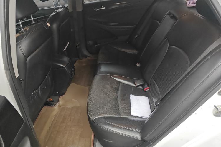 Used Hyundai Sonata 2013 2.4L Automatic Luxury Version China IV Standard
